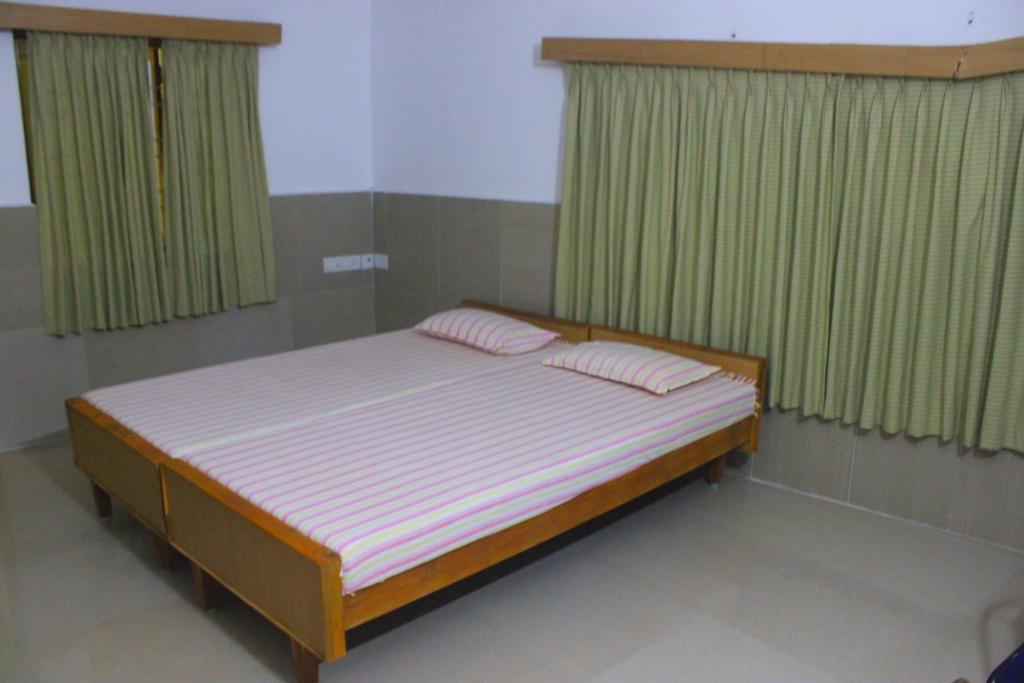 Vinodhara Guest House Mahábalípuram Pokoj fotografie