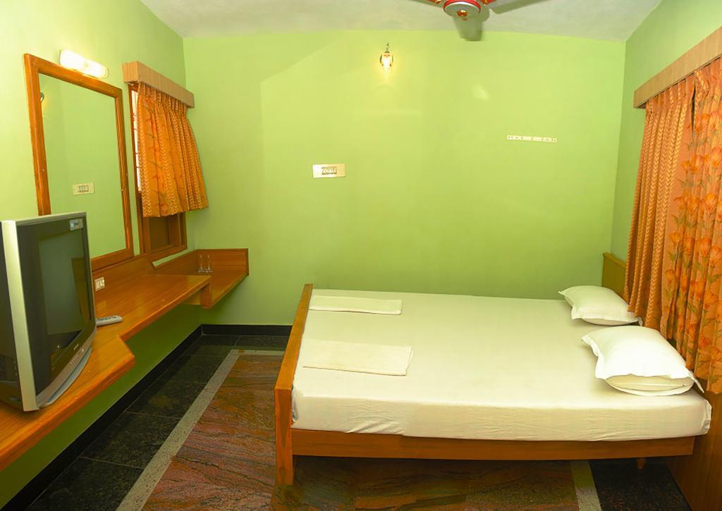 Vinodhara Guest House Mahábalípuram Pokoj fotografie